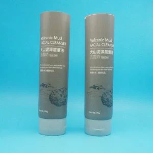 टूथपेस्ट के लिए टुकड़े टुकड़े में प्लास्टिक ट्यूब