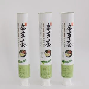 टुकड़े टुकड़े में टूथपेस्ट ट्यूब