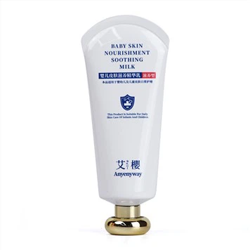 ढक्कन के साथ 4 ओज कंटेनर